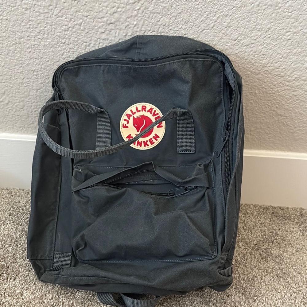 Kånken Black Backpack